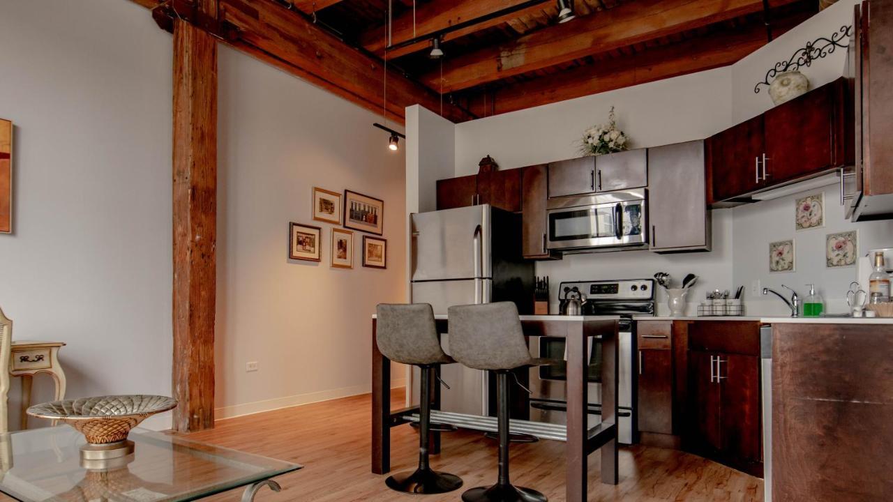 Luxery Stay Chicago - Themed Units! Close To Downtown, Mccormick Place & Wintrust Arena Exterior foto